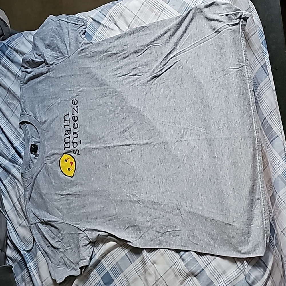 [3 for $10] Custom TShirt MAIN SQUEEZE